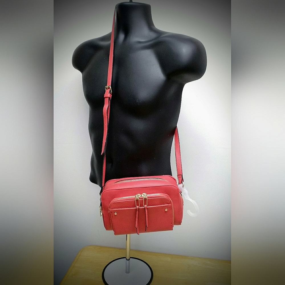 NWT Time and Tru Red Crossbody bag